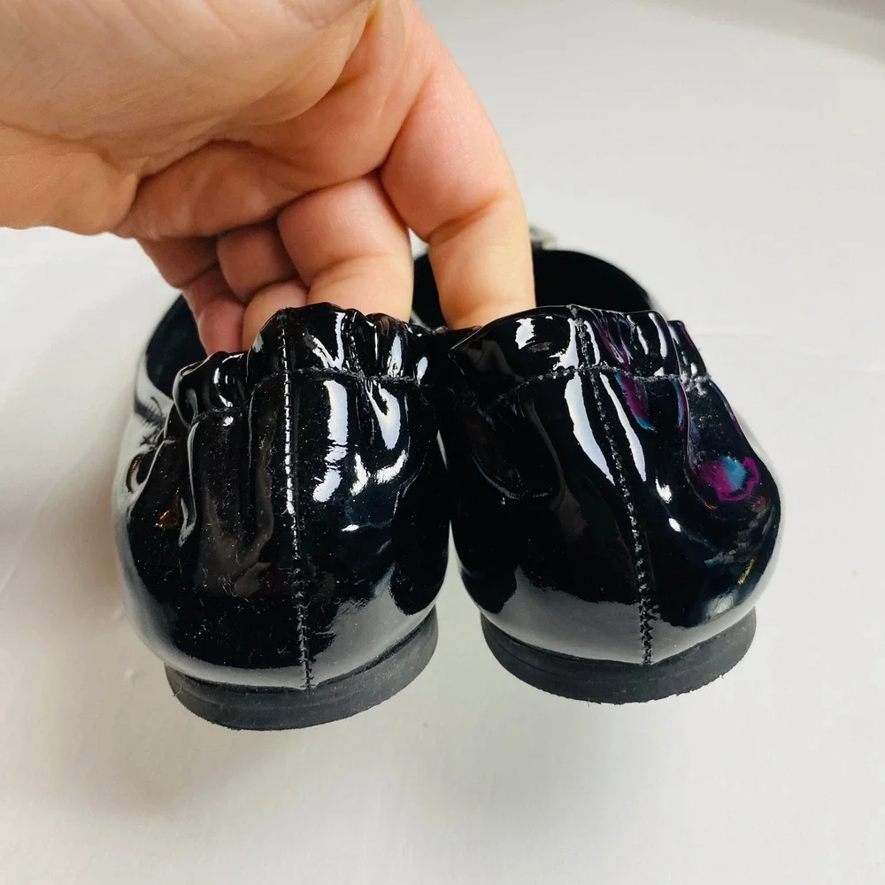 Tory Burch Reva Ballet Flat Black Patent Leather Silver‎ Logo Medallion Size 5.5